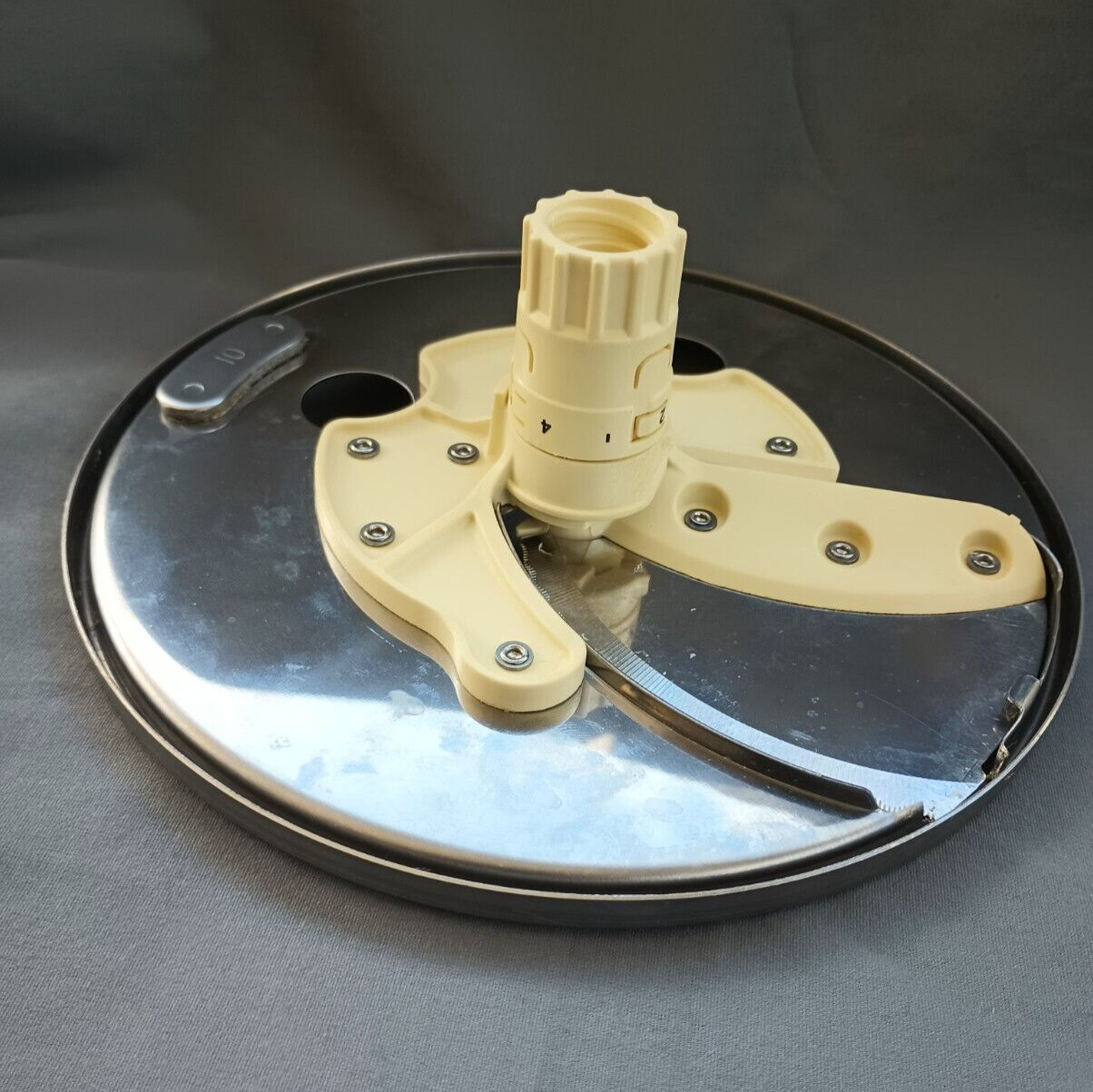 Genuine Cuisinart Elite Food Processor Part FP16ASD Slicing Disc