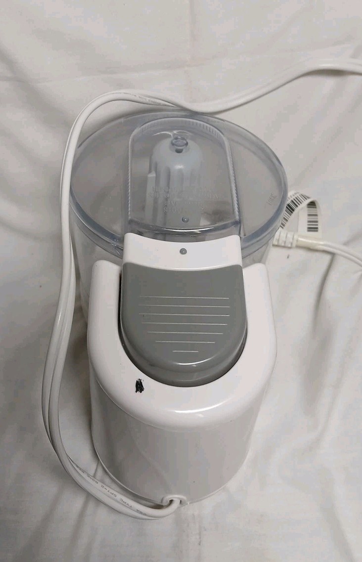 Black & Decker Handy Chopper Plus Mini Food Chopper HC3000