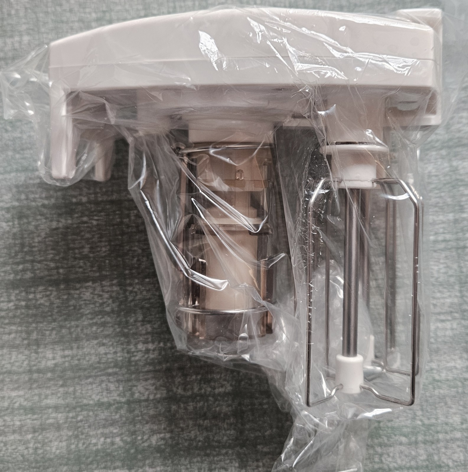 Cuisinart Whisk Attachment DLC-055 for DLC-7 Food Processors – NEW in Box