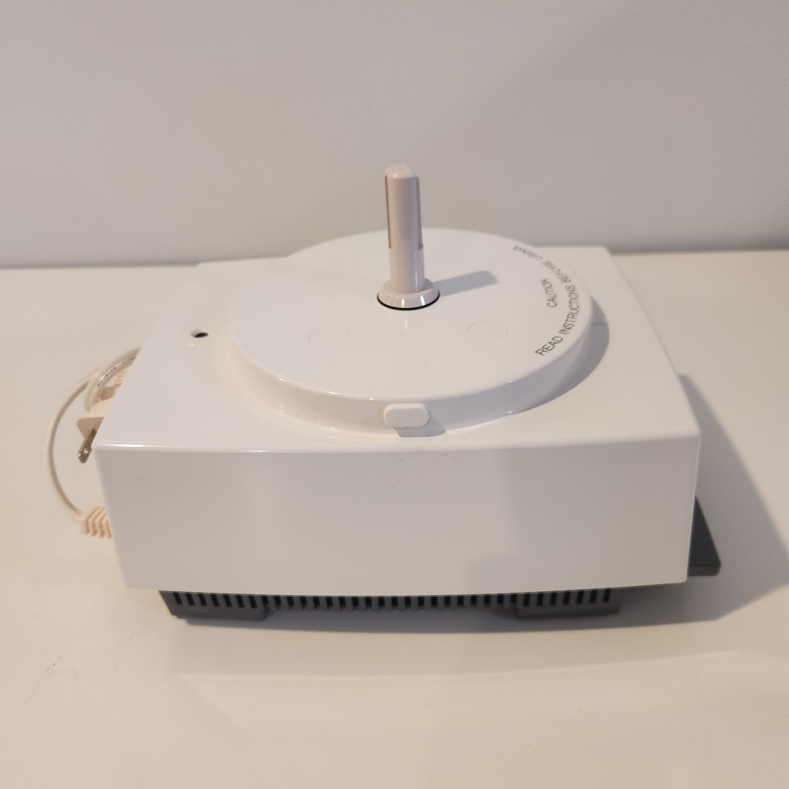 Cuisinart Pro Custom 11 DLC-8S TX Type 28 Food Processor White Motor Base WORKS