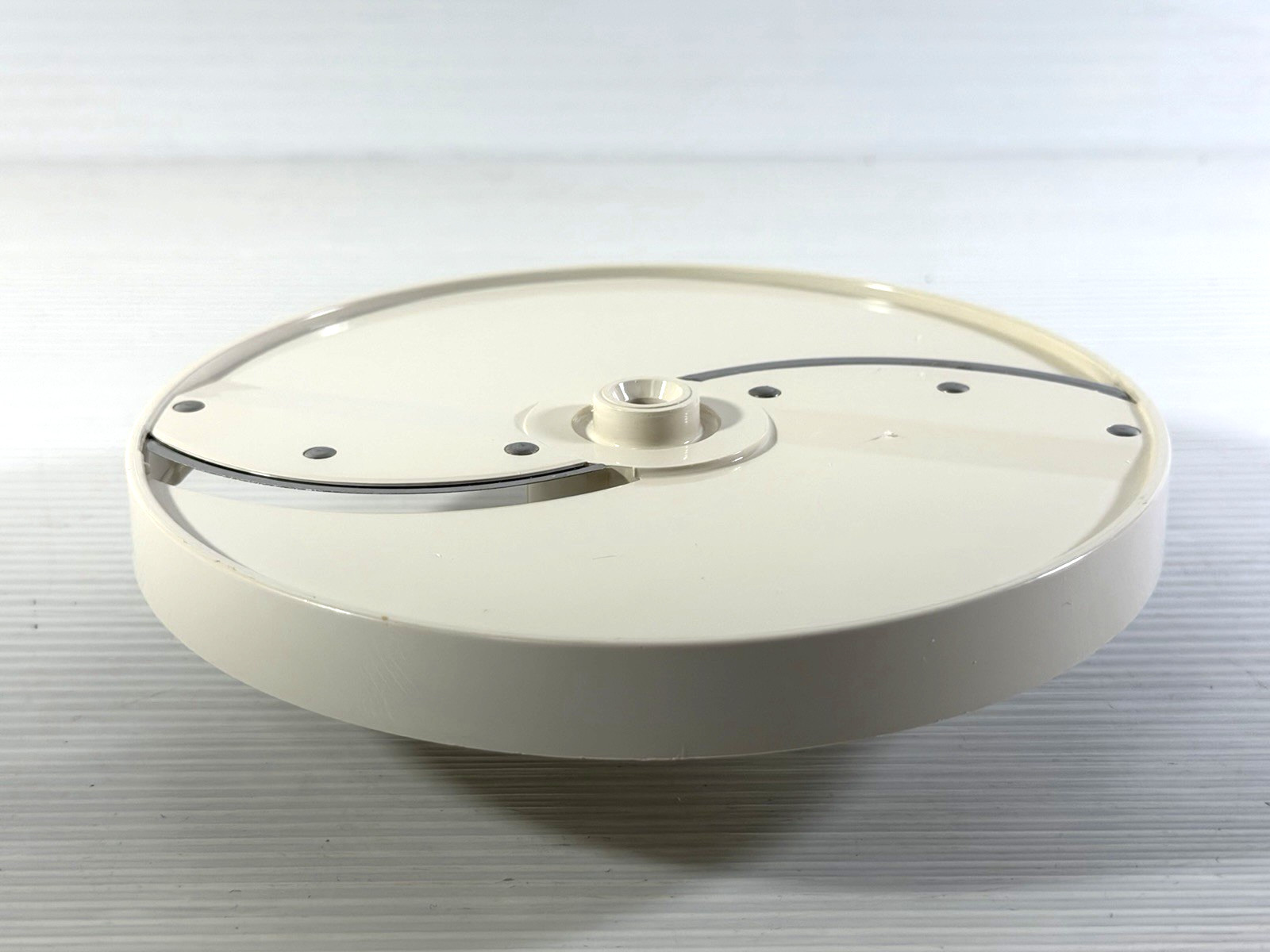 Set of 4 Oster Kitchen Center Food Processor Discs 937-81, -82, -84, -85 Parts