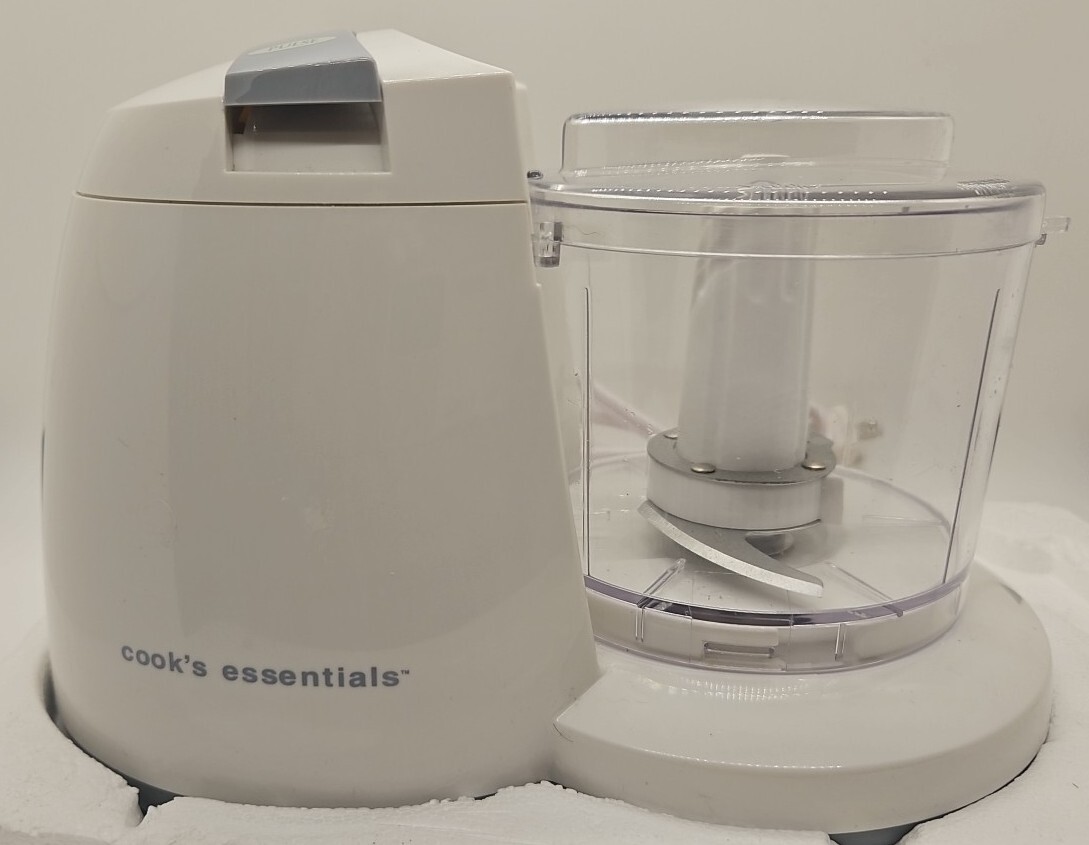 COOK’S ESSENTIALS MINI FOOD PROCESSOR WHITE CE100