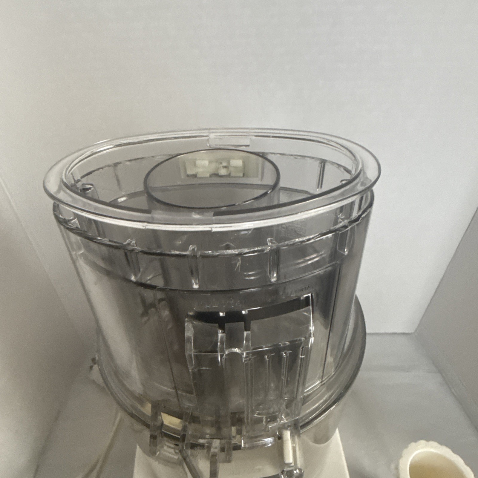 Cuisinart Deluxe 11-Cup Food Processor DLC-2011 11-Cup Kitchen Chopper & Slicer