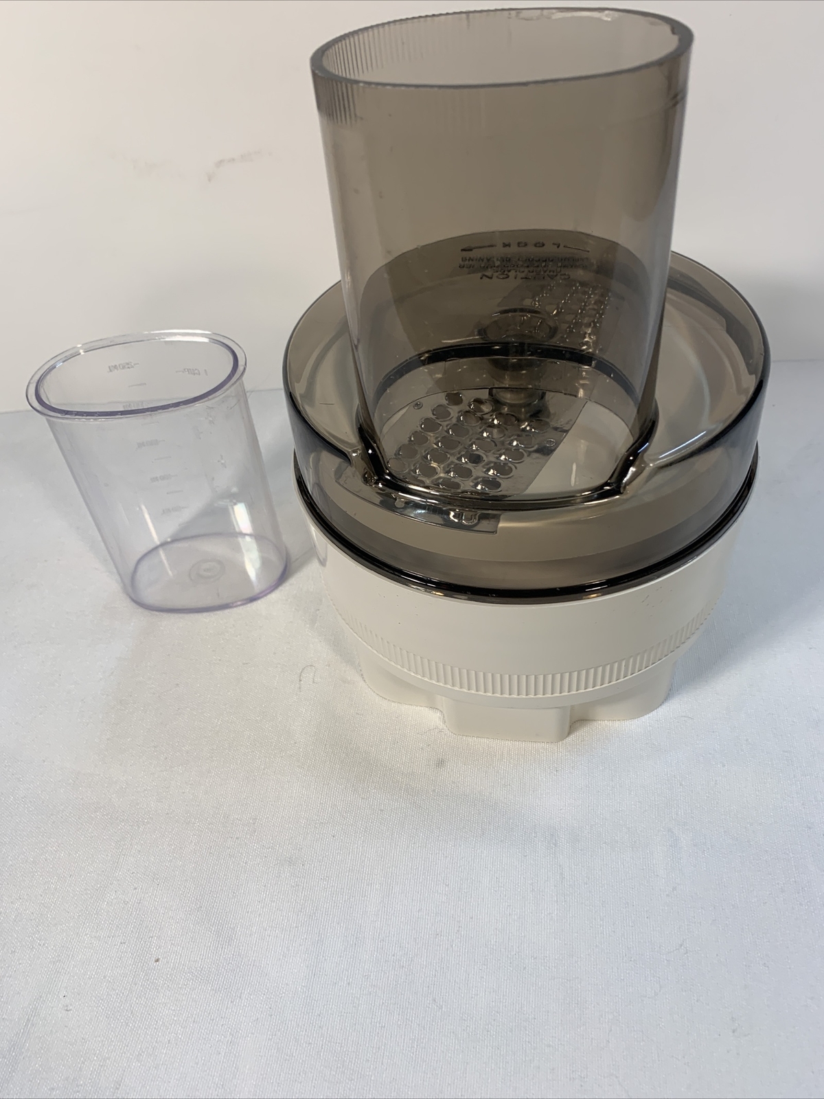 OSTER Kitchen Center Food Processor Chopper Accessories Parts 957-18F Beige