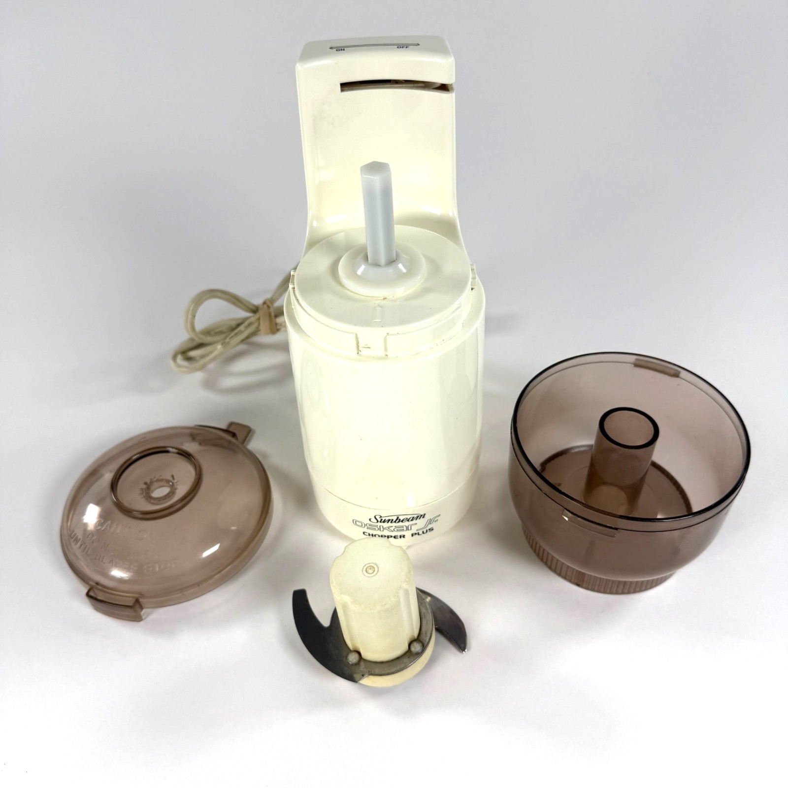 Sunbeam Oskar Jr. Chopper Plus Model 14131 Compact Food Processor 1.5-Cup