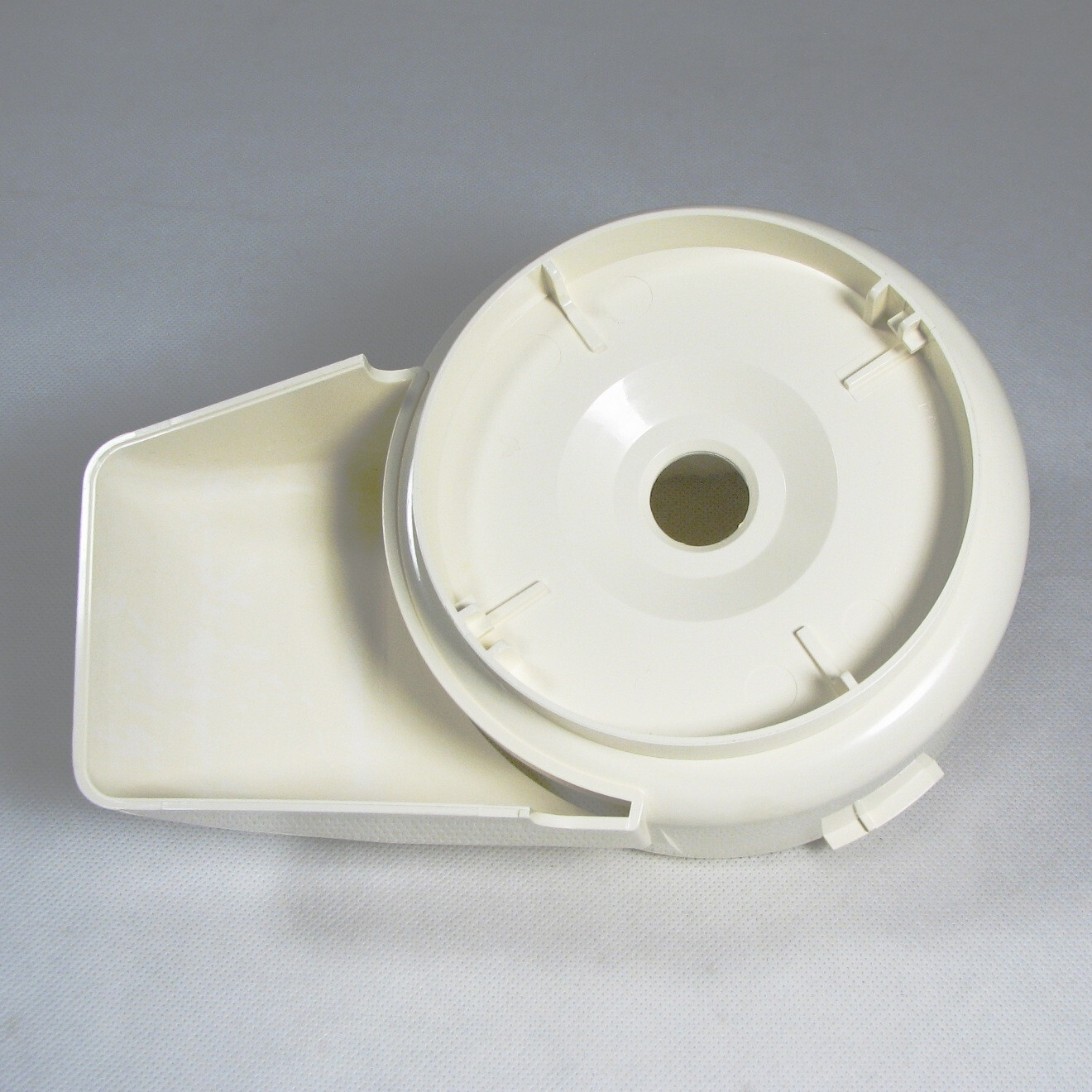 Sunbeam Oskar 14081 Food Processor Chute/Shoot Only Genuine Replacement Part VTG