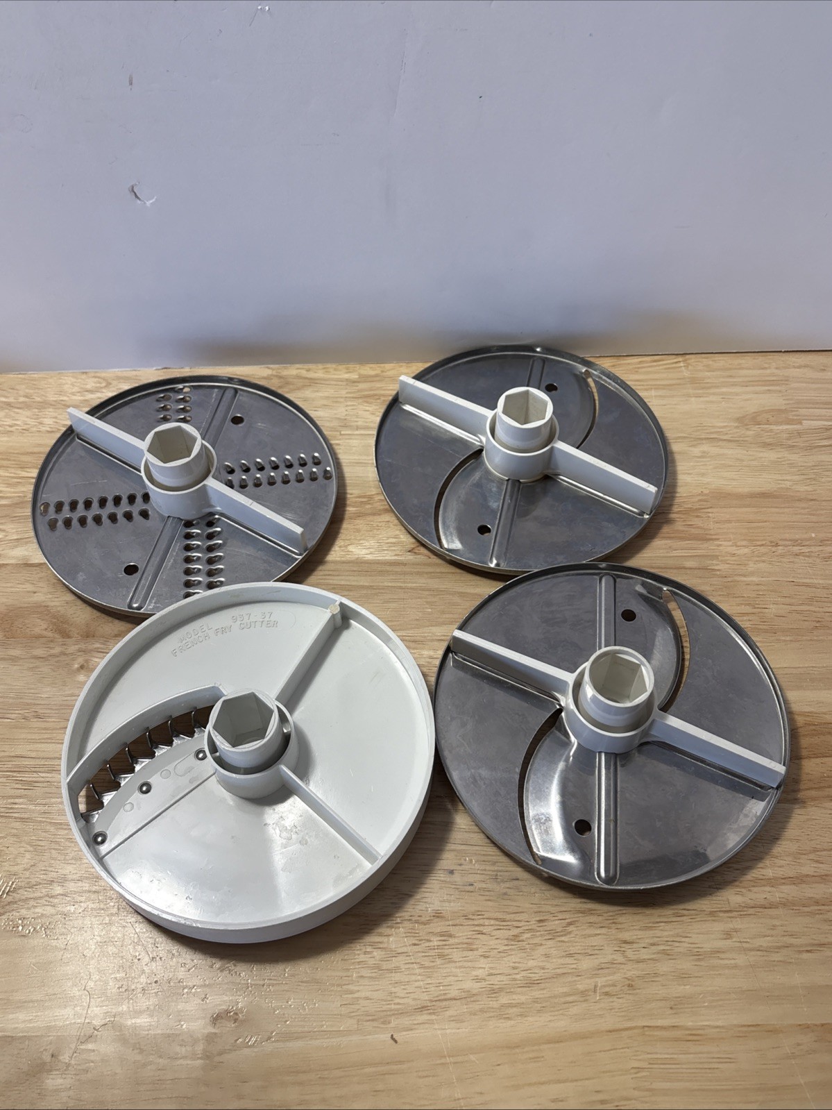 Oster Foodcrafter Food Processor Slicing Shredding French Fry Disc Blades x4