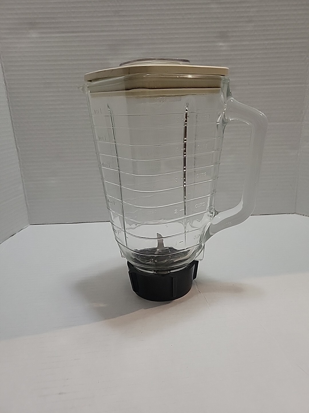 Oster Kitchen Center Food Processor Blender Jar Glass Pitcher Lid & Blade