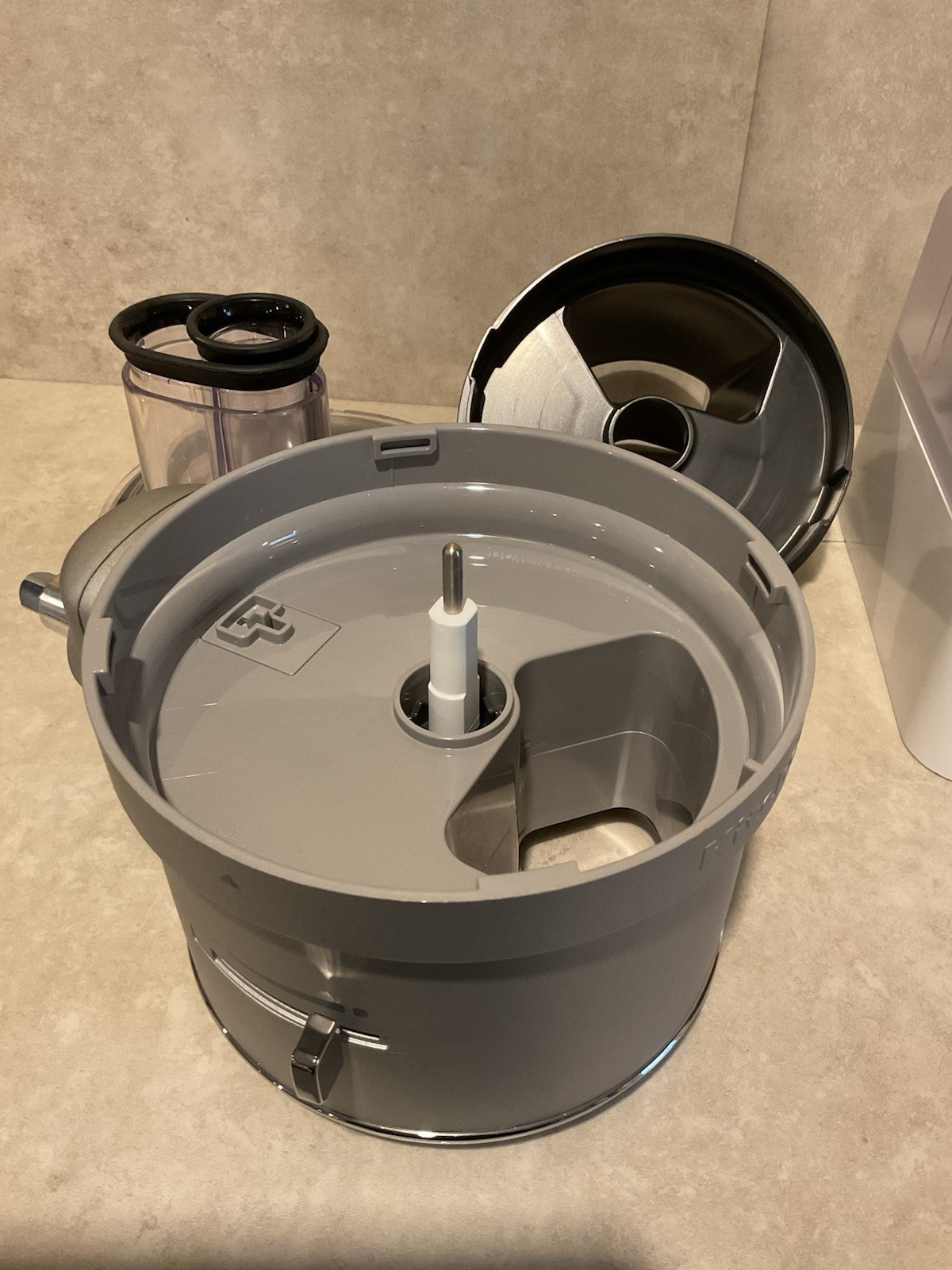 KitchenAid Stand Mixer Food Processor Attachment w/Storage Case & Blades- READ
