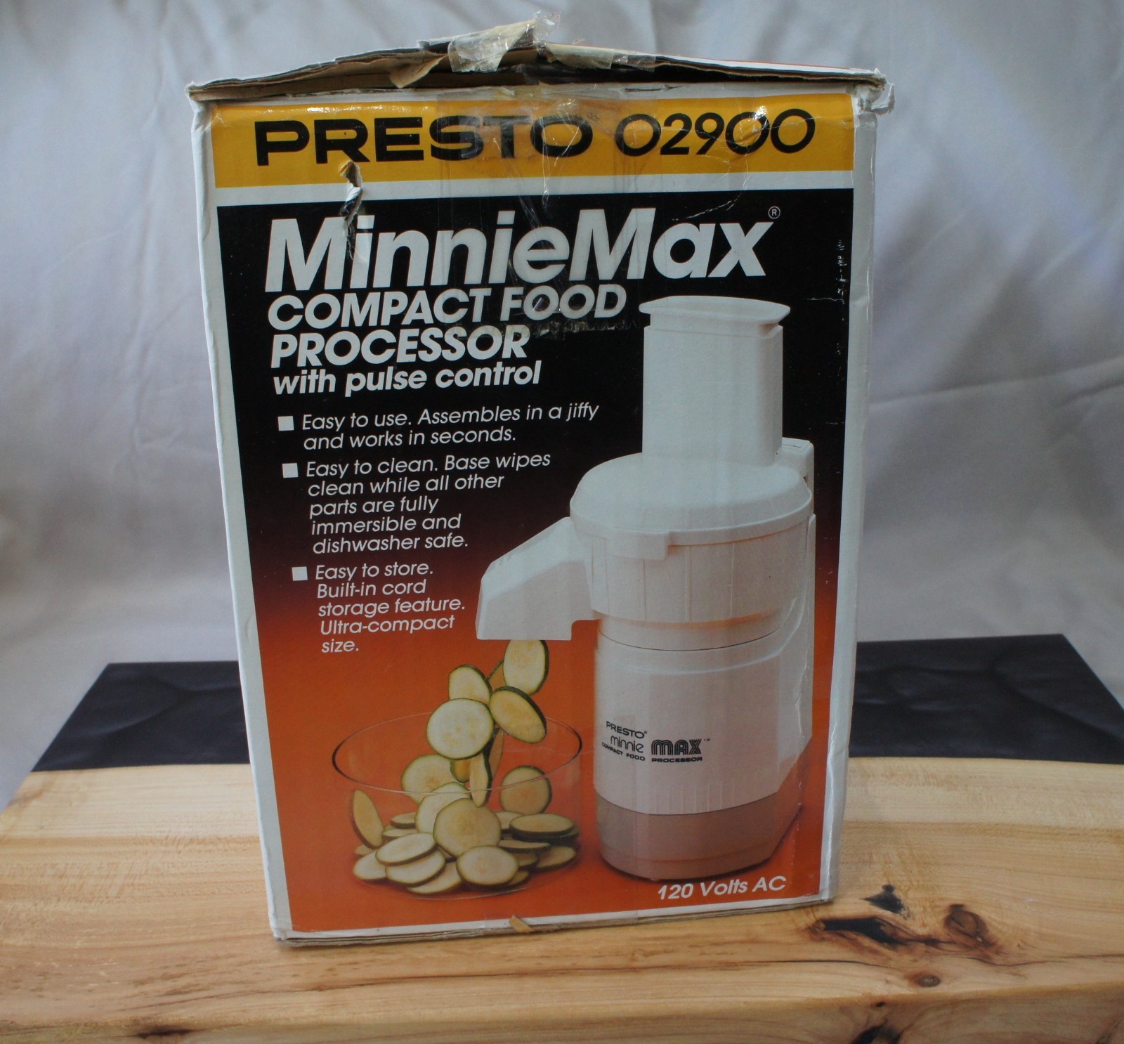 Minnie Max Compact Food Processor by Presto Open Box Never Used New E07