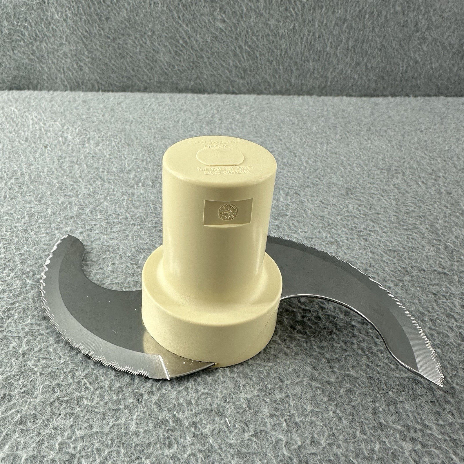 Cuisinart DLC-7 Food Processor Chopping S Blade DLC-001BIB Replacement Part