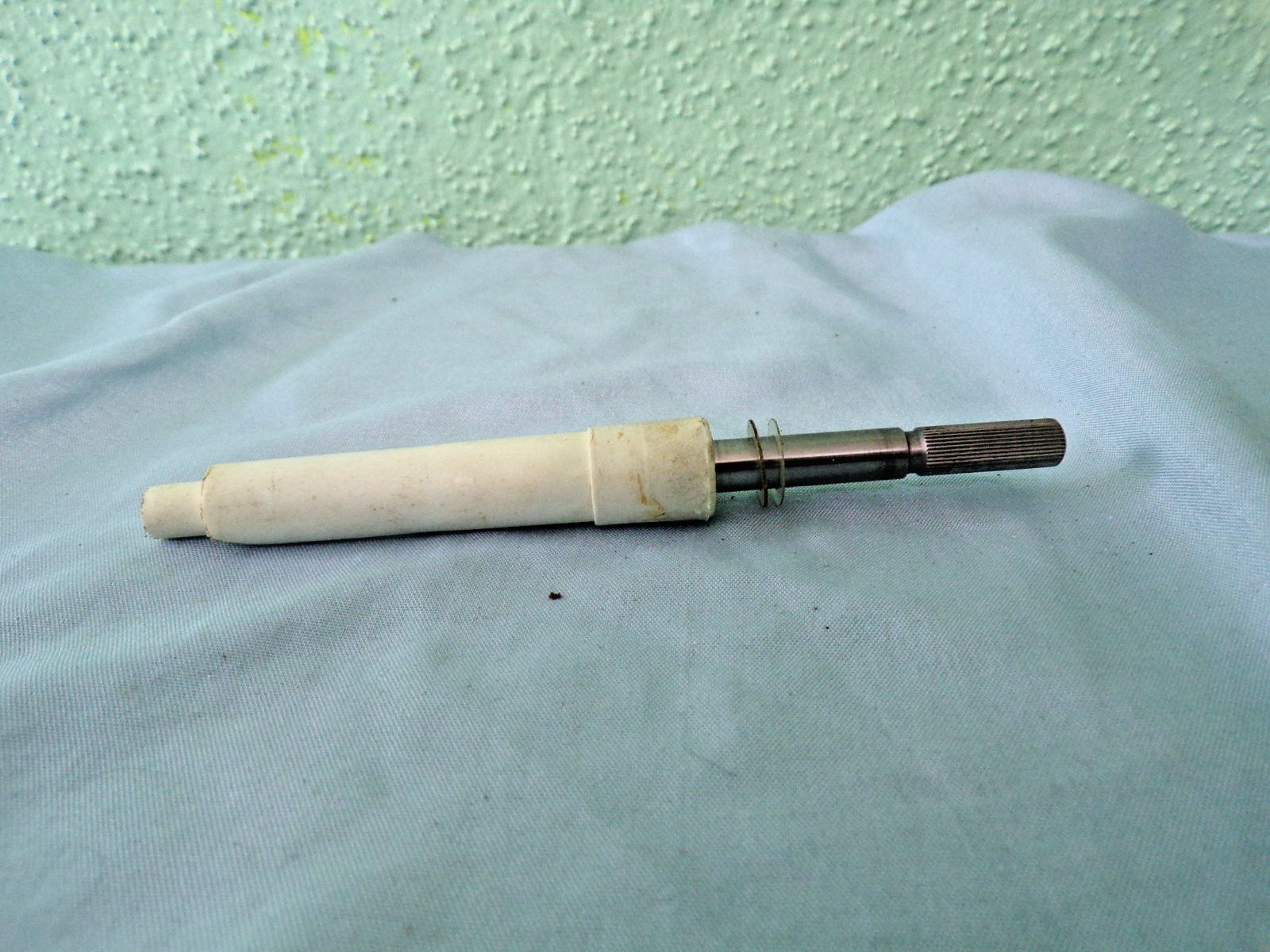 Hamilton Beach FP-02 70100 Food Processor Replacement Part Stem Shaft