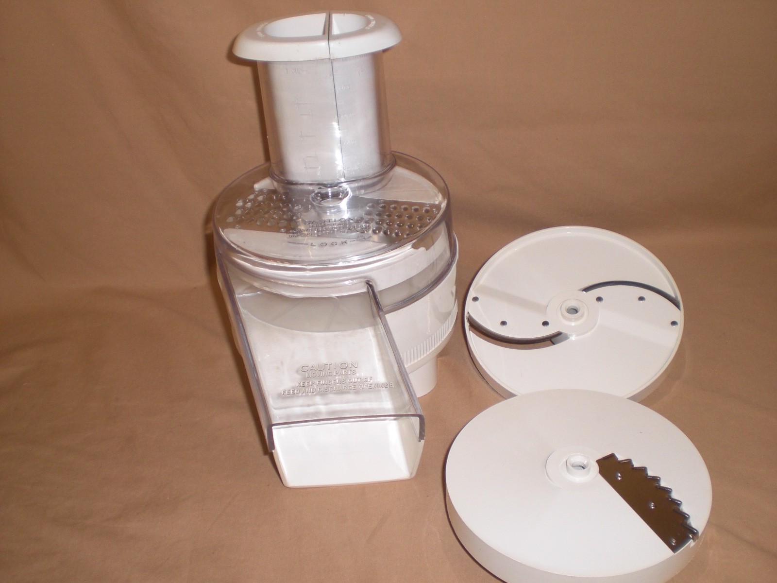 OSTER KITCHEN CENTER FOOD PROCESSOR-CONTINUOUS FEED-SLICE-FRENCH FRY-GRATE DISCS