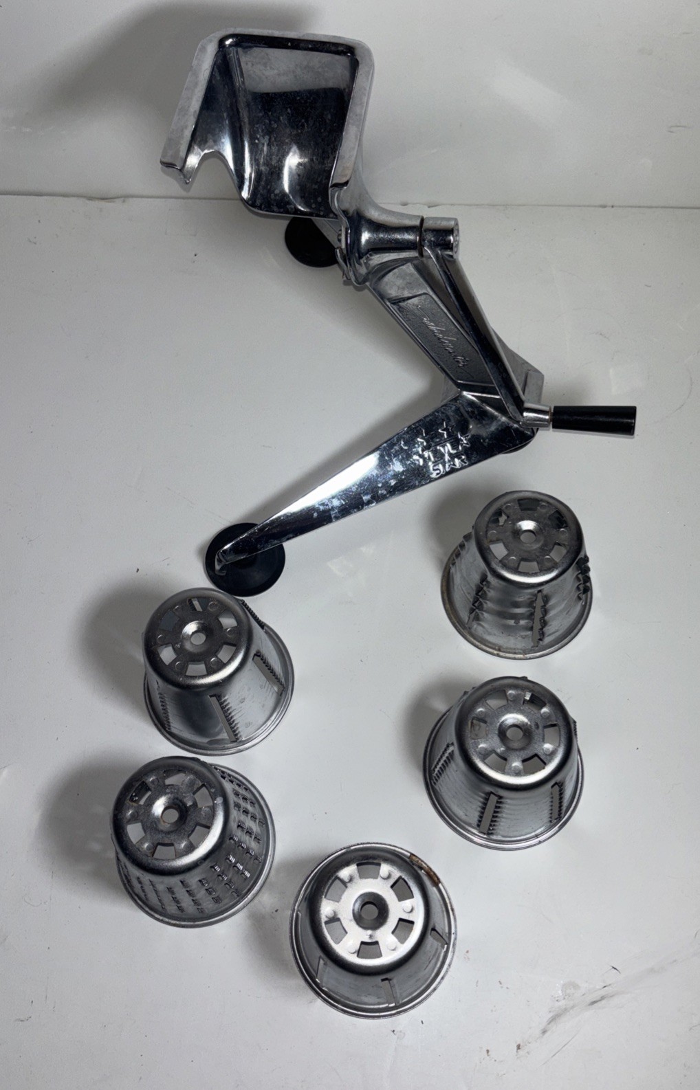 VTG Saladmaster Five Star Food Processor Grater Slicer Shredder Chopper 5 Cones