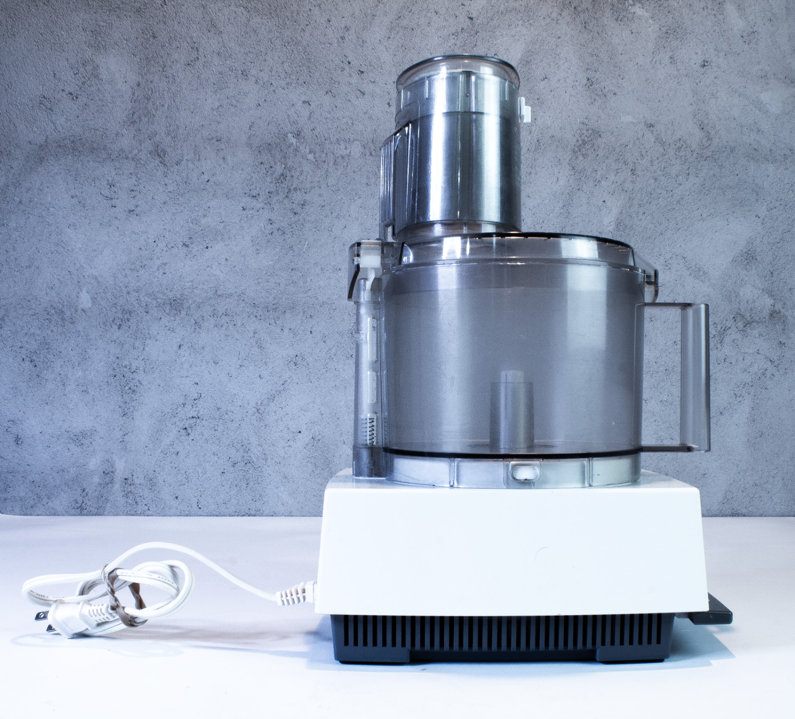 Cuisinart Pro Custom 11 Food Processor DLC-8M White Lot w/ Accessories – Works