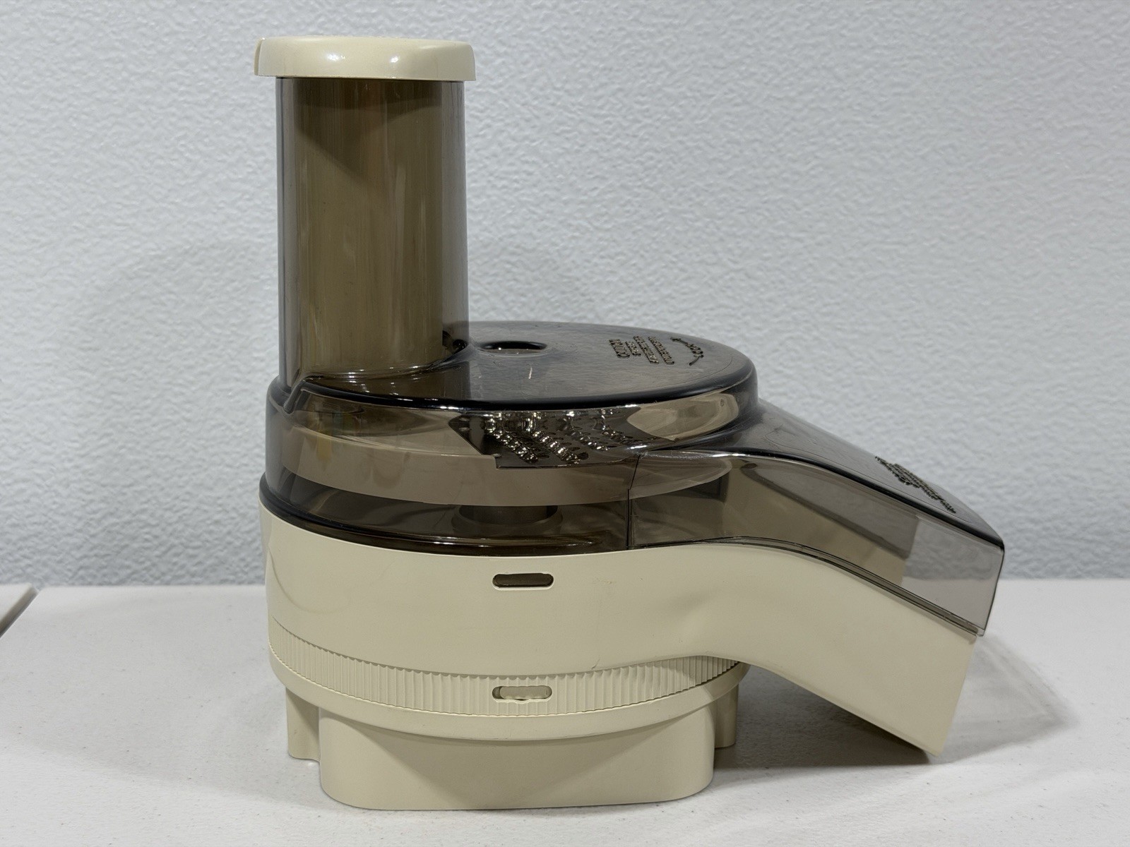 OSTER REGENCY KITCHEN CENTER FOOD PROCESSOR BASE, LID, CHUTE, 4 BLADES PUSHER