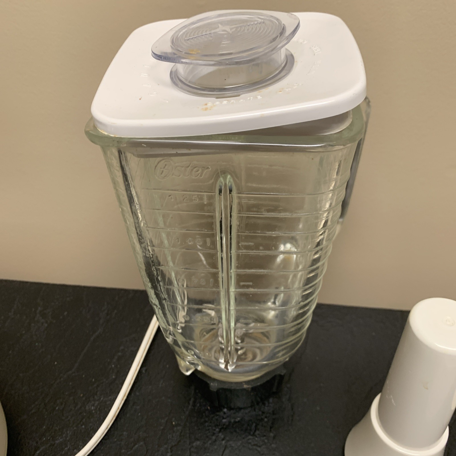 Oster Designer Kitchen Center Mixer Doughmaker Food Processor Has Parts Working!