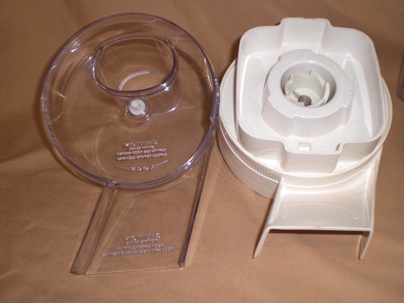 OSTER KITCHEN CENTER FOOD PROCESSOR-CONTINUOUS FEED-SLICE-FRENCH FRY-GRATE DISCS
