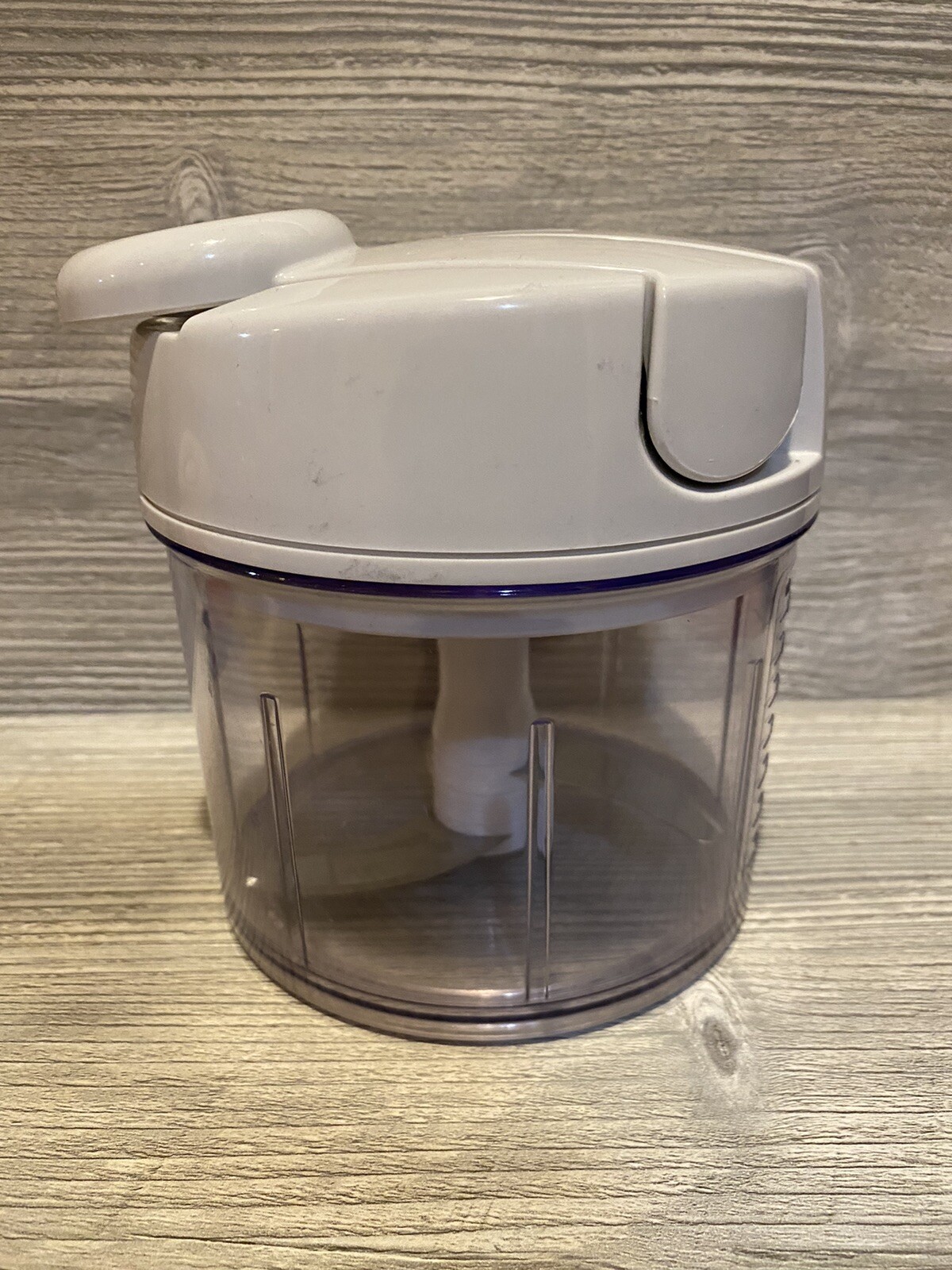 The Pampered Chef Manual Food Processor Item 2581 Chopper 3 cups 5.5″
