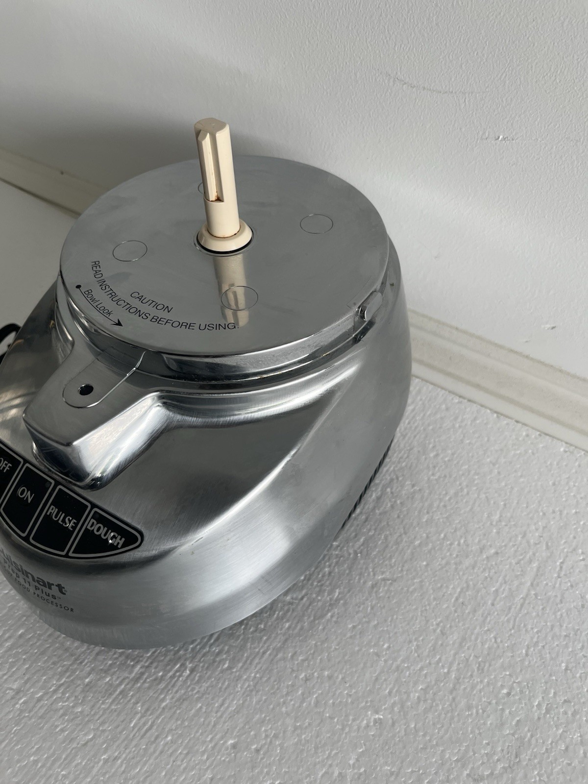 Cuisinart Chrome Prep 11 Plus Food Processor Base Motor Only DLC-2011CHB TESTED