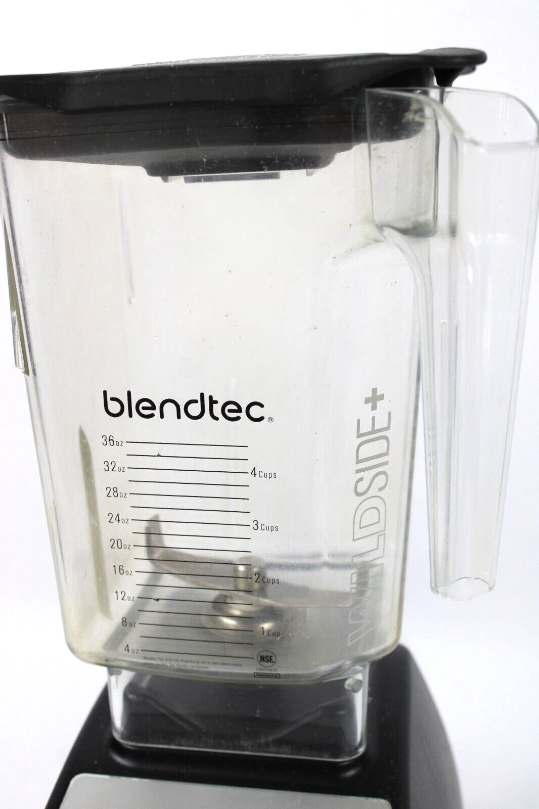 Blendtec CBT2 Classic Blender Pitcher Wildside Jar Smoothie Soup Maker Lid Black