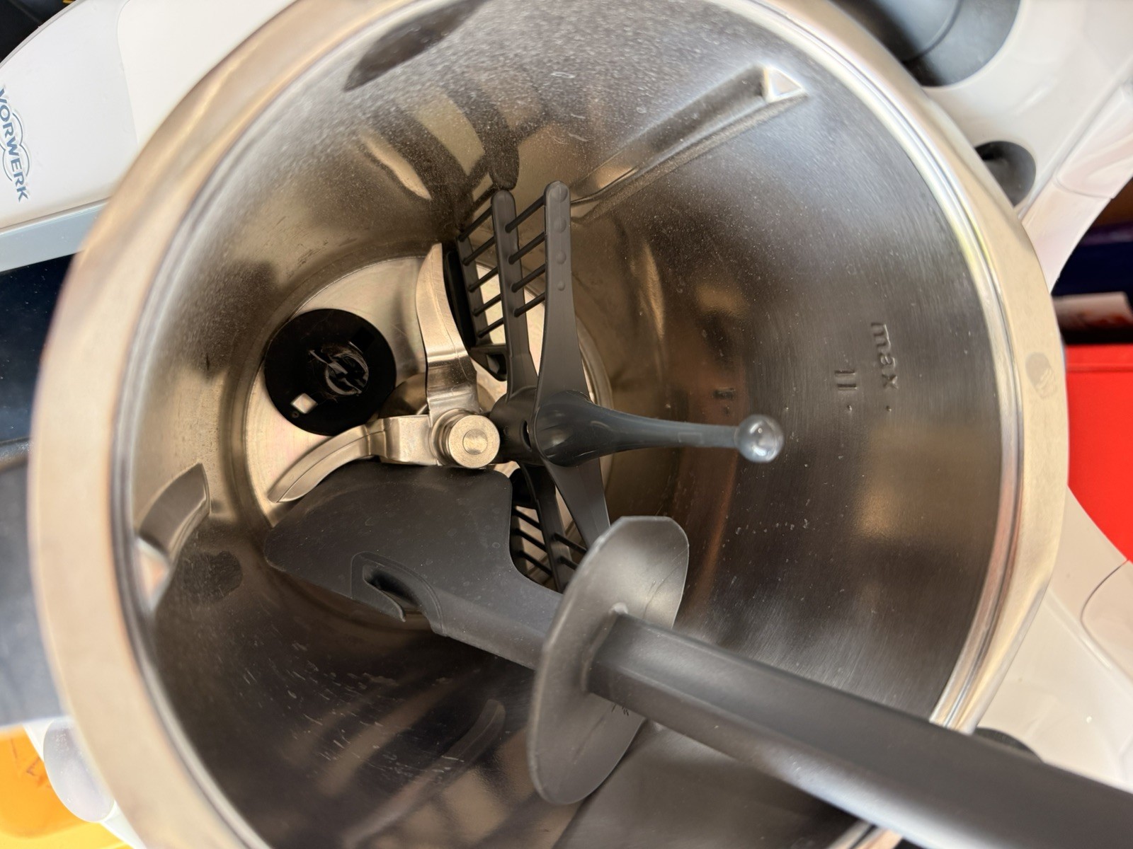Thermomix TM6 used in great condition US 110V with Original Accessories