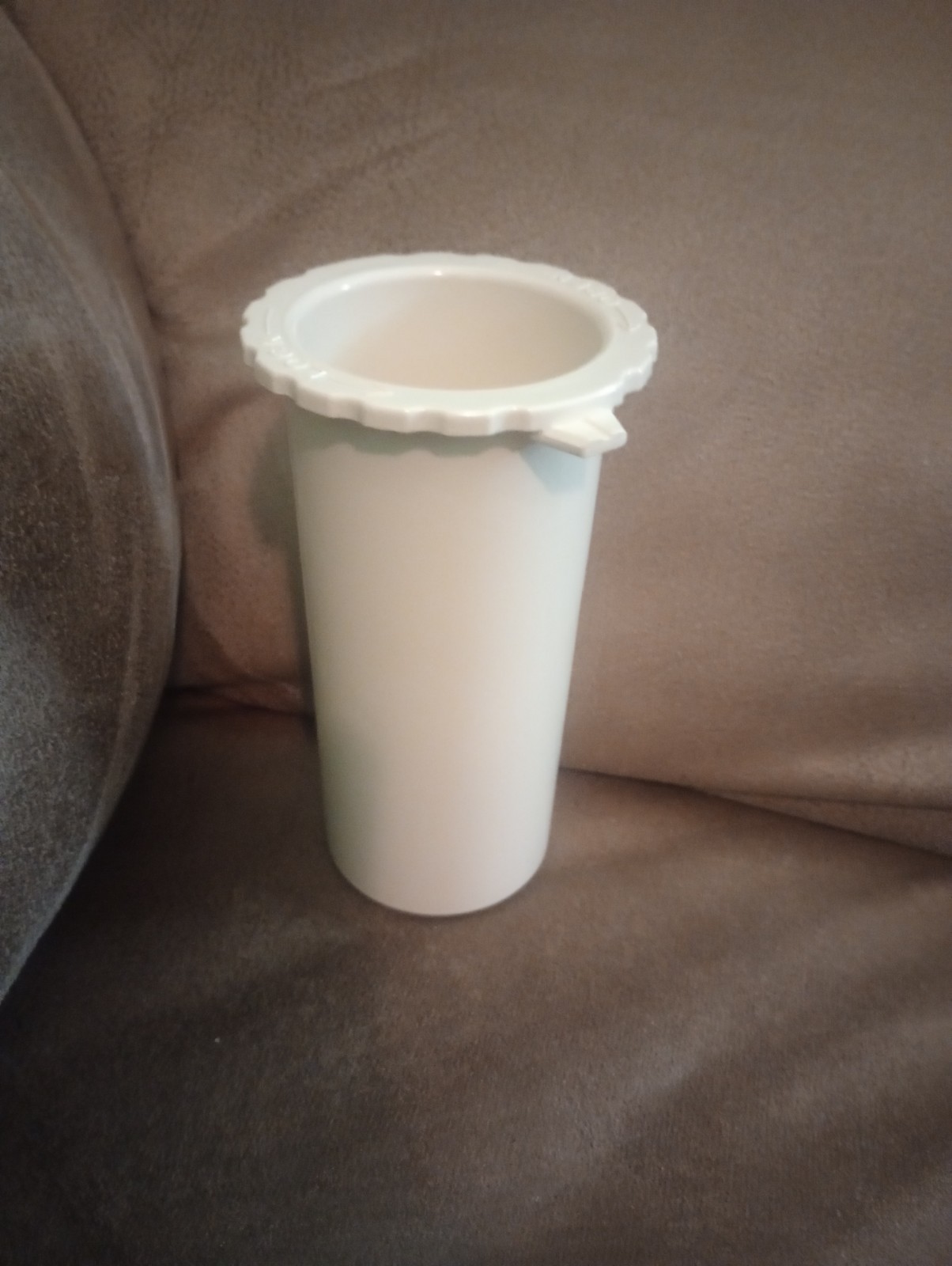 CUISINART Super Pro FOOD PROCESSOR DLC-7 Replacement Part PUSHER DLC-020B Only