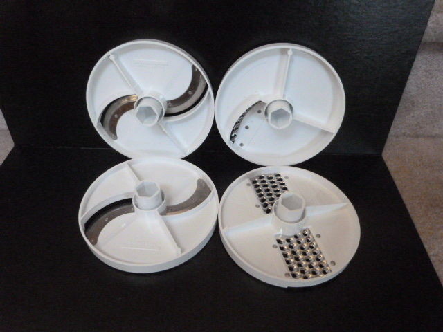 LOT OF 4 OSTER KITCHEN CENTER FOOD PROCESSOR CUTTING GRATER DISCS BLADES SLICERS