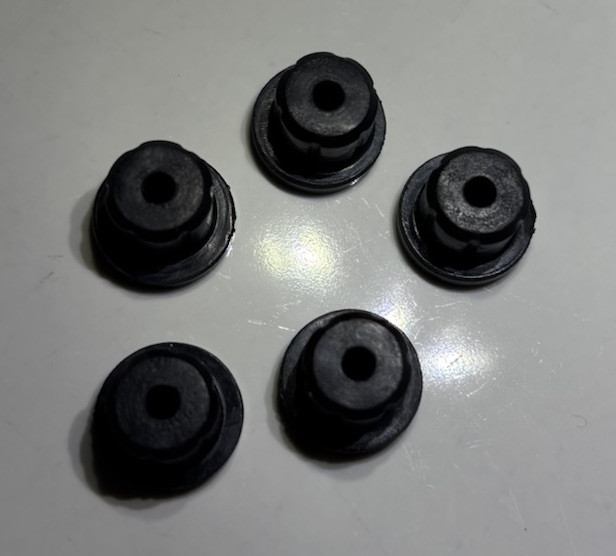 Sears Kenmore Short Order Food Processor 400.69675 Replacement Rubber Feet All 5