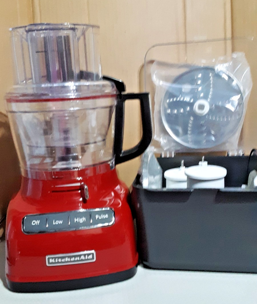 KitchenAid Large 9-Cup Food Processor Red-KFP0930 w/container for all parts