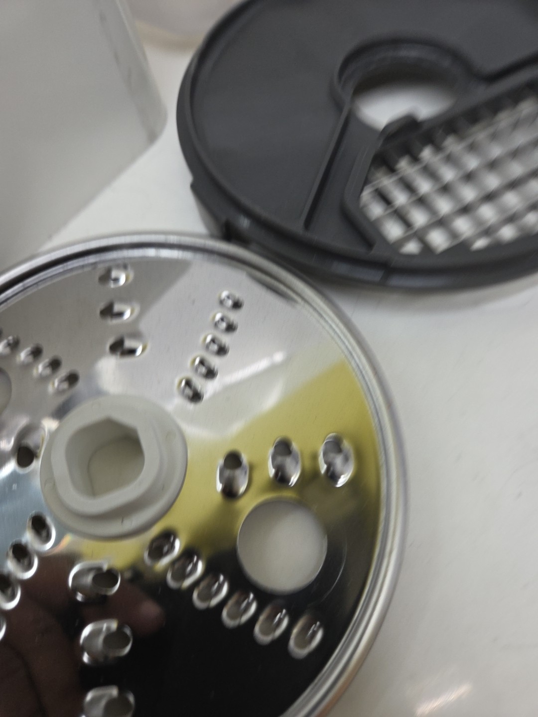 KitchenAid Disk Set 526840 Dicer/Slicer-Food Processor Good Condition W/case