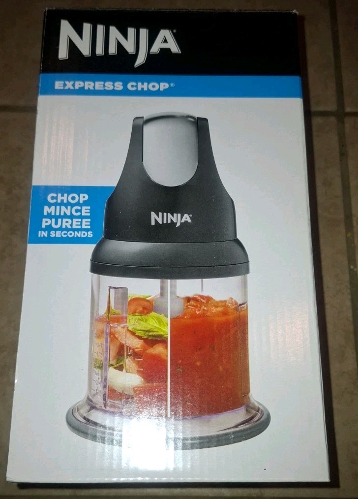 Ninja NJ100WM Express Chop Electric Food Processor Chopping Mincing 16-Ounces