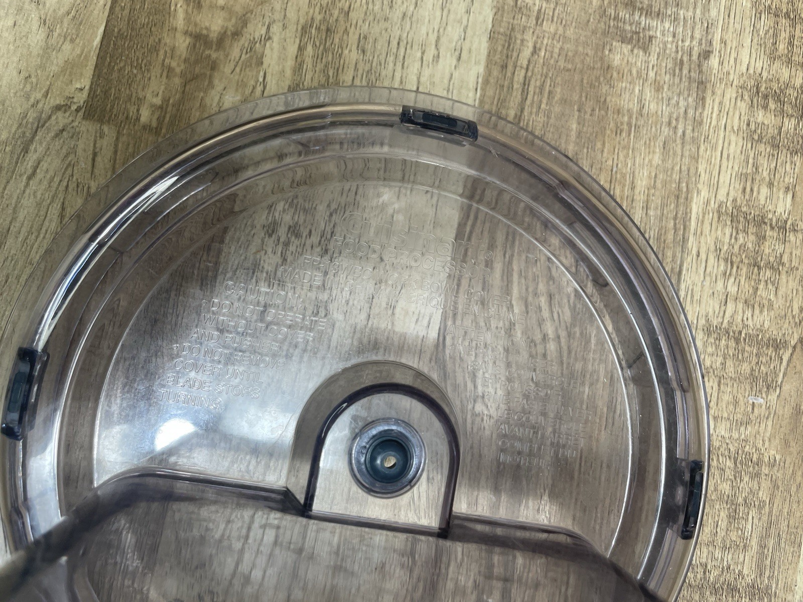 Cuisinart Custom 14 Food Processor FP-13WBC Lid Top Cover Damaged But Works