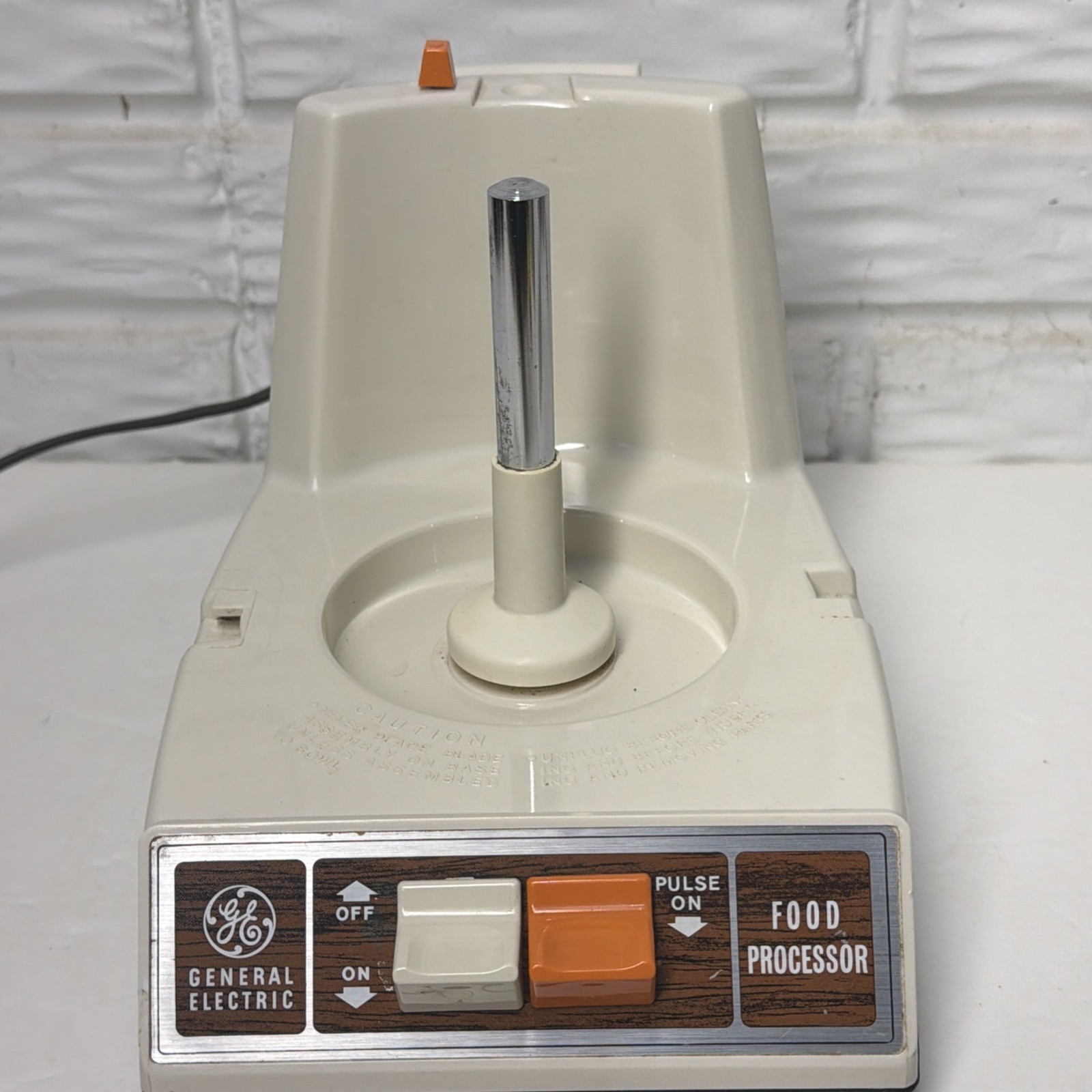Vintage General Electric Food Processor D1FP1B 420A Replacement Motor Base