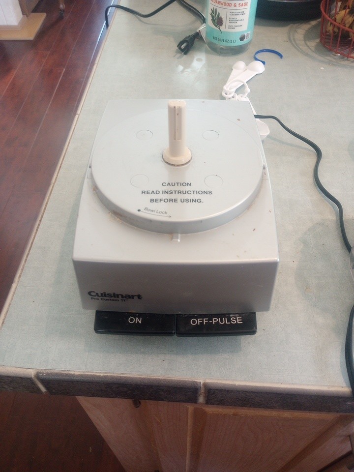 Cuisinart Pro Custom 11 Food Processor DLC-8S Silver TESTED & WORKING