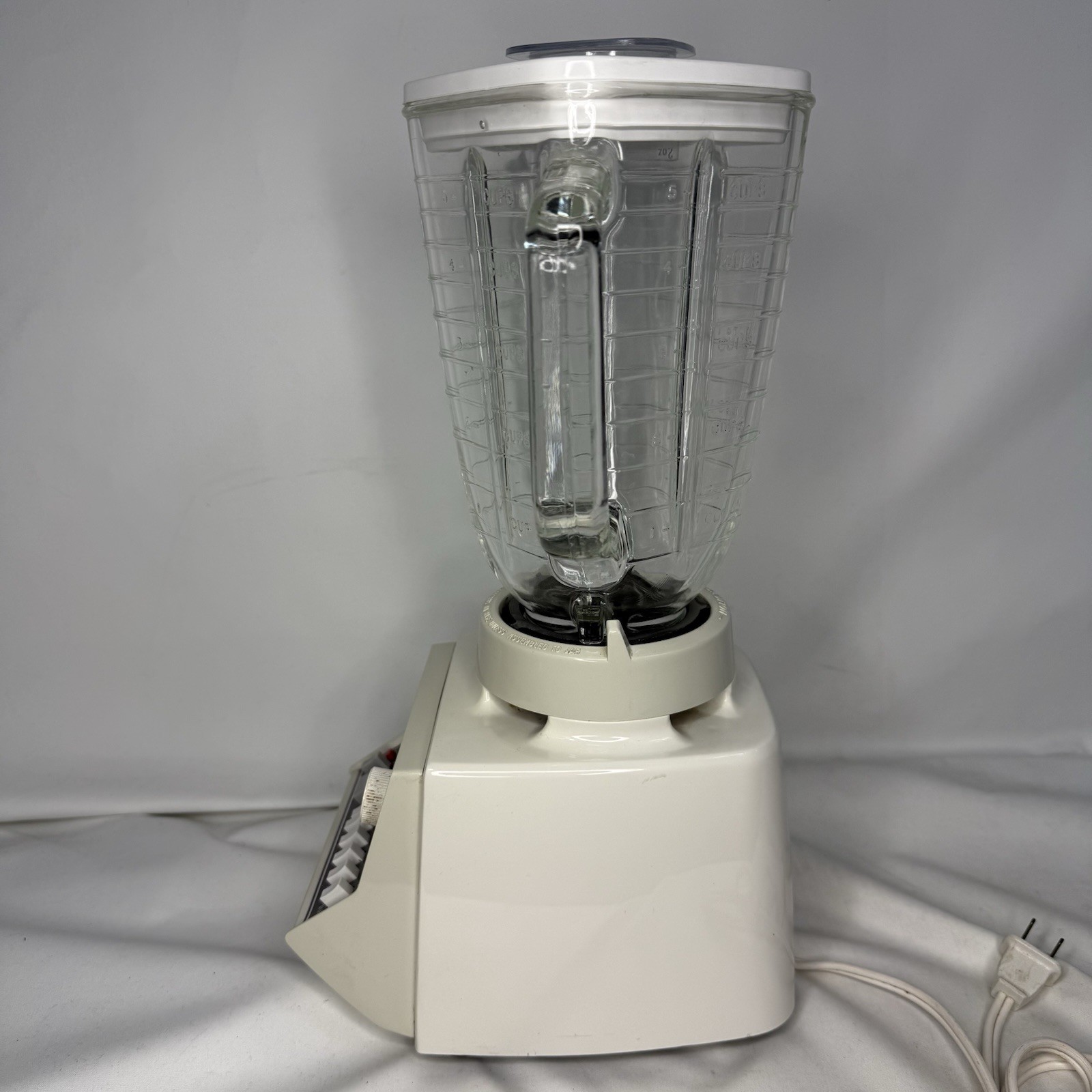 Vintage Osterizer Dual Range Pulse Matic 12 Blender 852-08A Pitcher 5 Cups