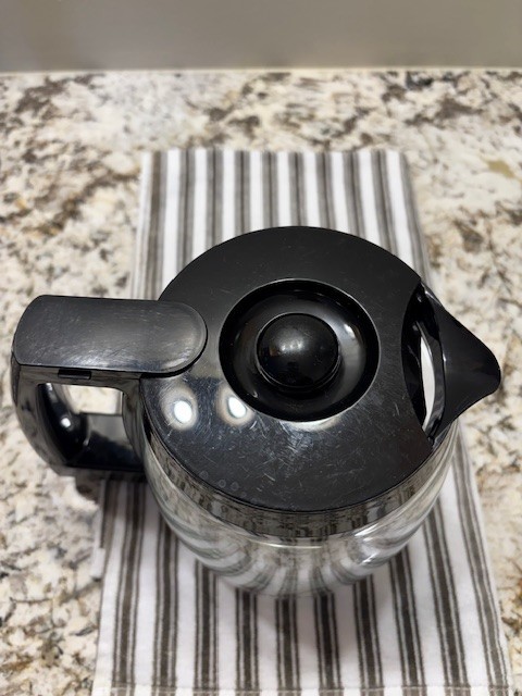 Cuisinart 12 Cup Glass Carafe with Lid for SS-12 Coffee Center