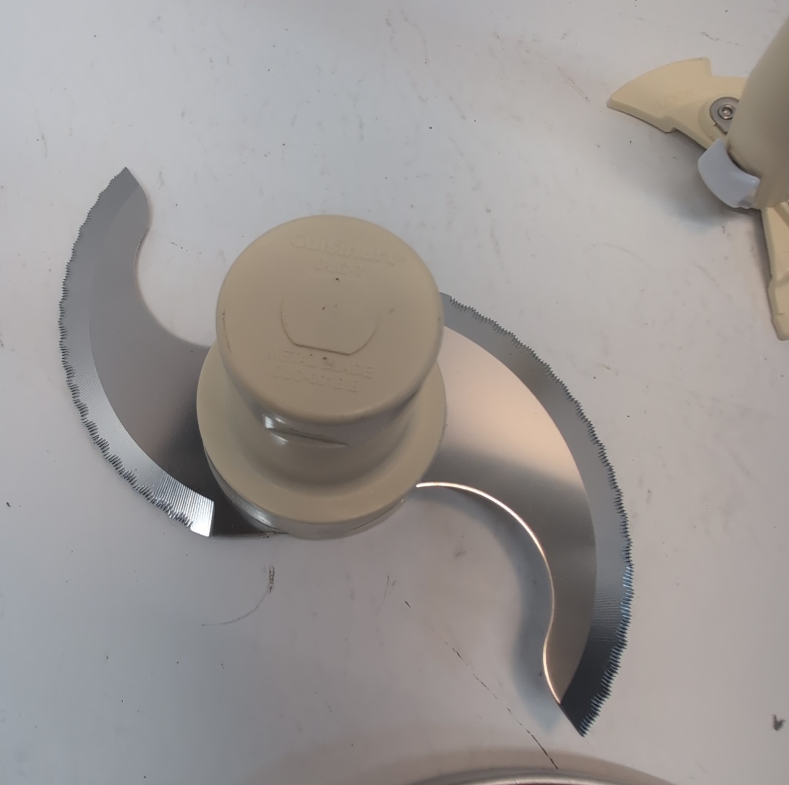 Cuisinart DLC-7 Food Processor Chopping Blade 001BIB DLC-044TX 037TX Discs Stem