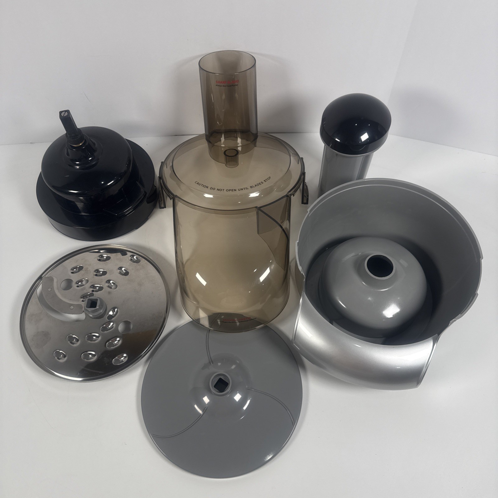 Bullet Express Trio BE-110 Multi-Function Meal Maker Food Processor Mixer Lot