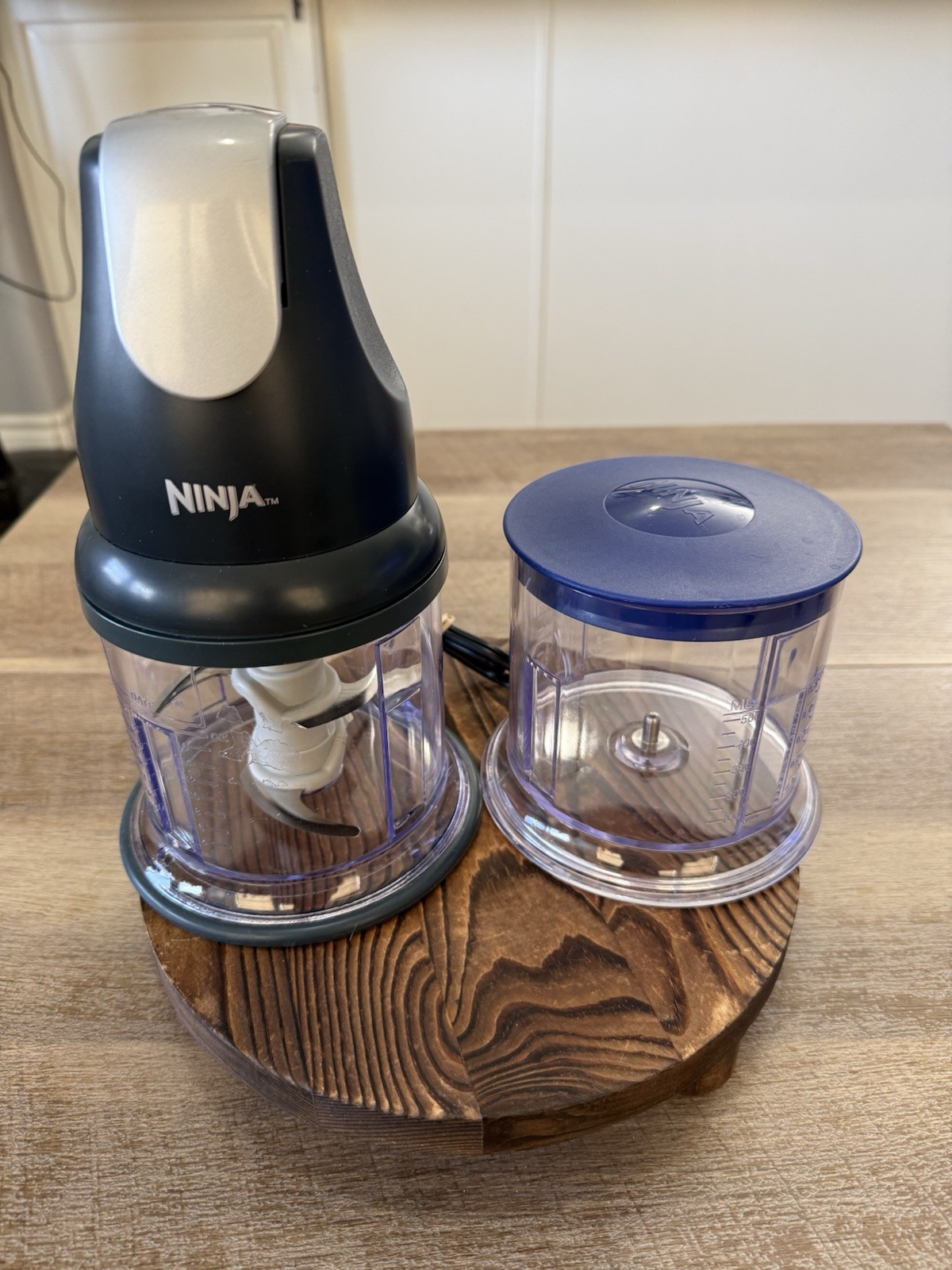 Ninja Express Chop ~ Mini Food Chopper ~ 16-oz. ~ 2 Chopping Cups