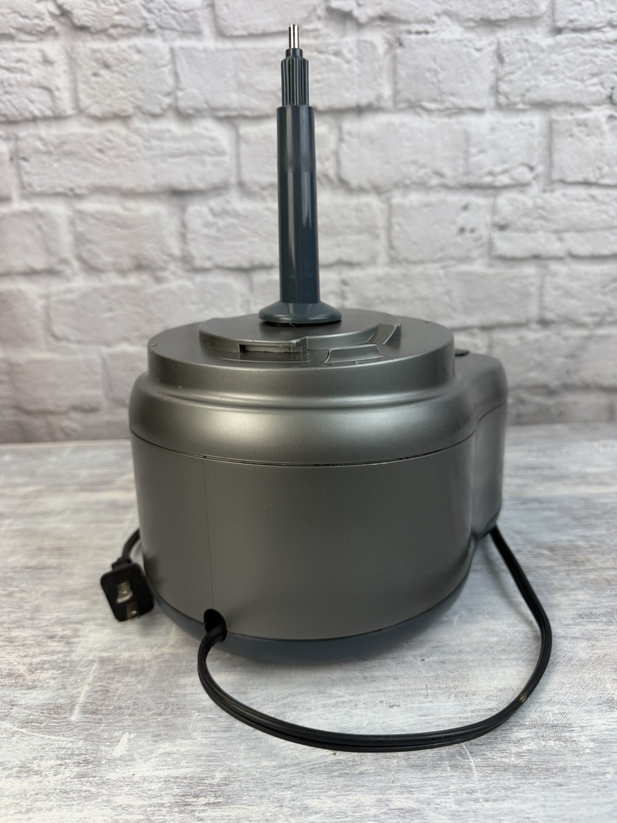 Cuisinart FP-8 Food Processor Motor Base Replacement Gray 350W Tested Working