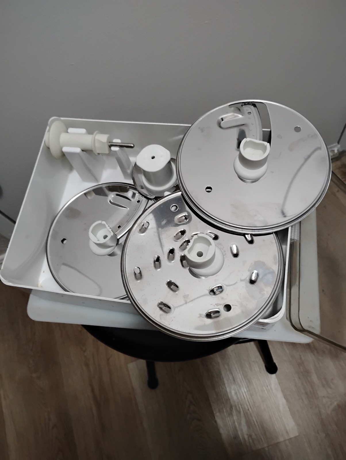 Kitchenaid 13-Cup Food Processor w/ Blades, Bowl and Slicing Discs XLNT RED grip