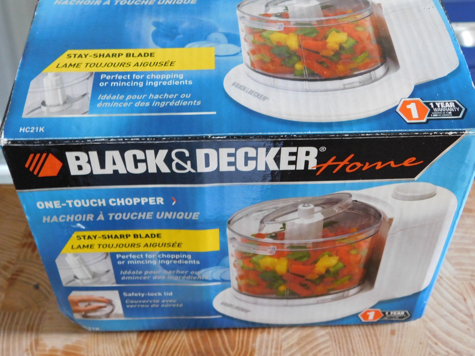 Black & Decker 1.5-Cup One Touch Chopper White Model HC21K (New in Box)