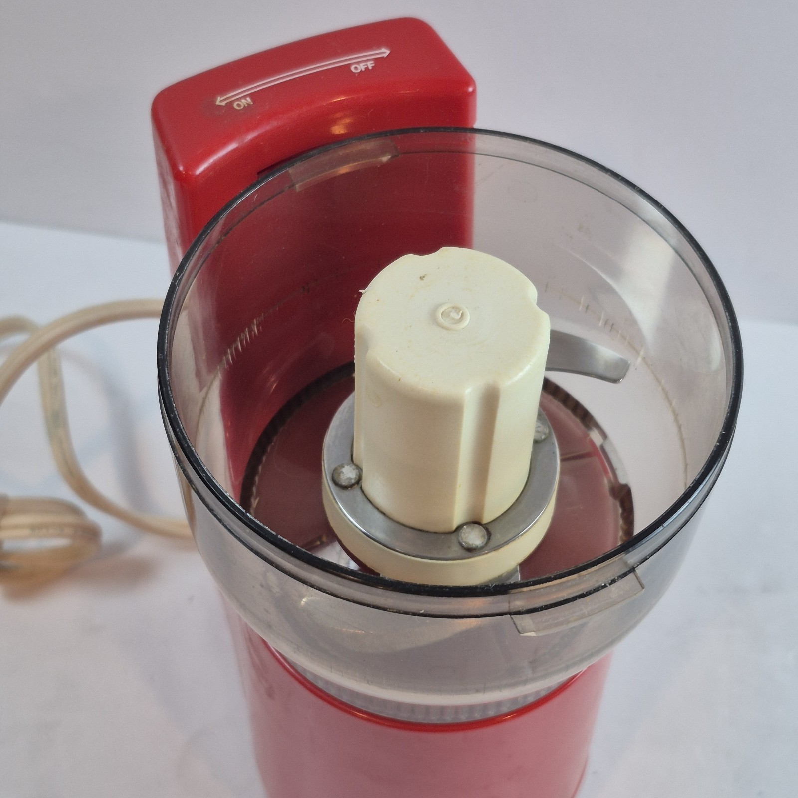 Sunbeam Oskar Jr Chopper Plus Mini Grinder Food Processor Red #14137