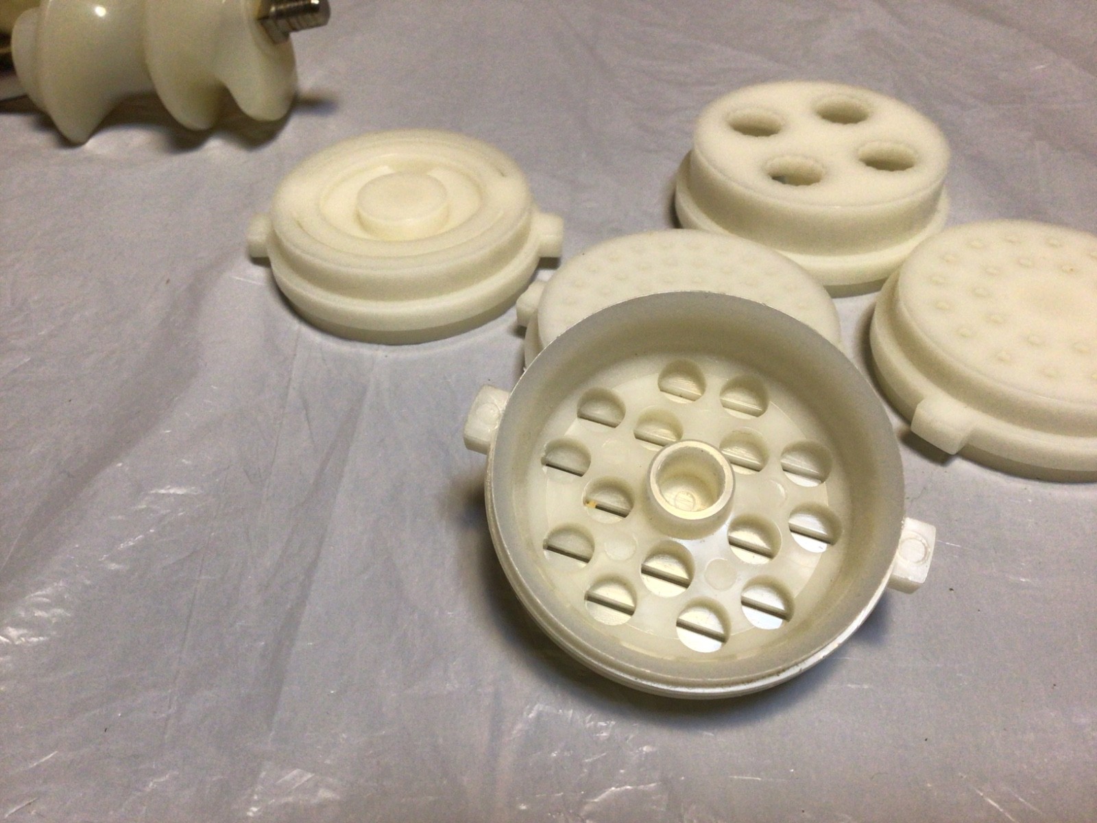 Vtg Oster Kitchen Center Food Grinder Head & Pasta Making Accessories W/ Book