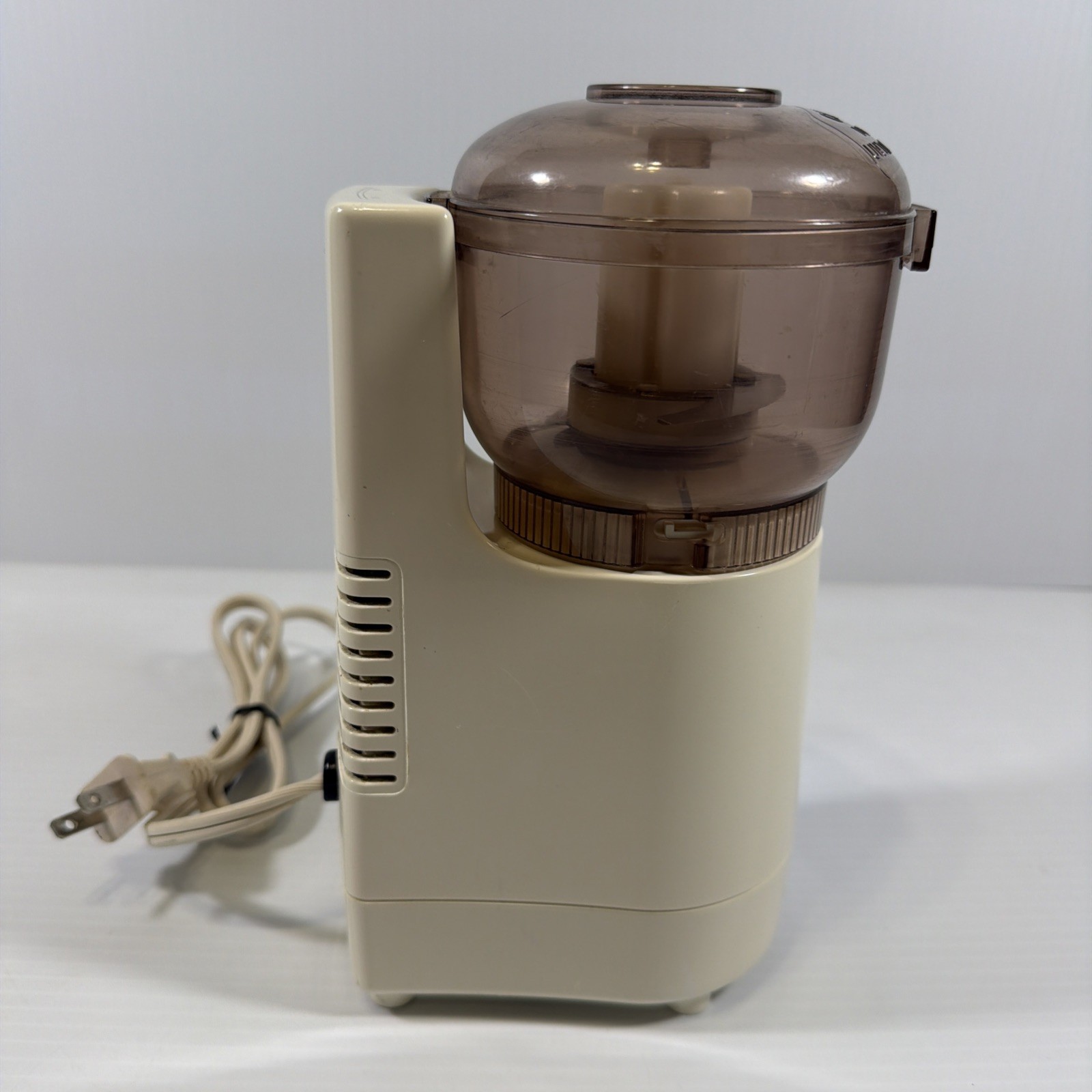 Sunbeam Oskar Jr Chopper Plus Food Processor w/ Bowl Lid Blade Beige Tested