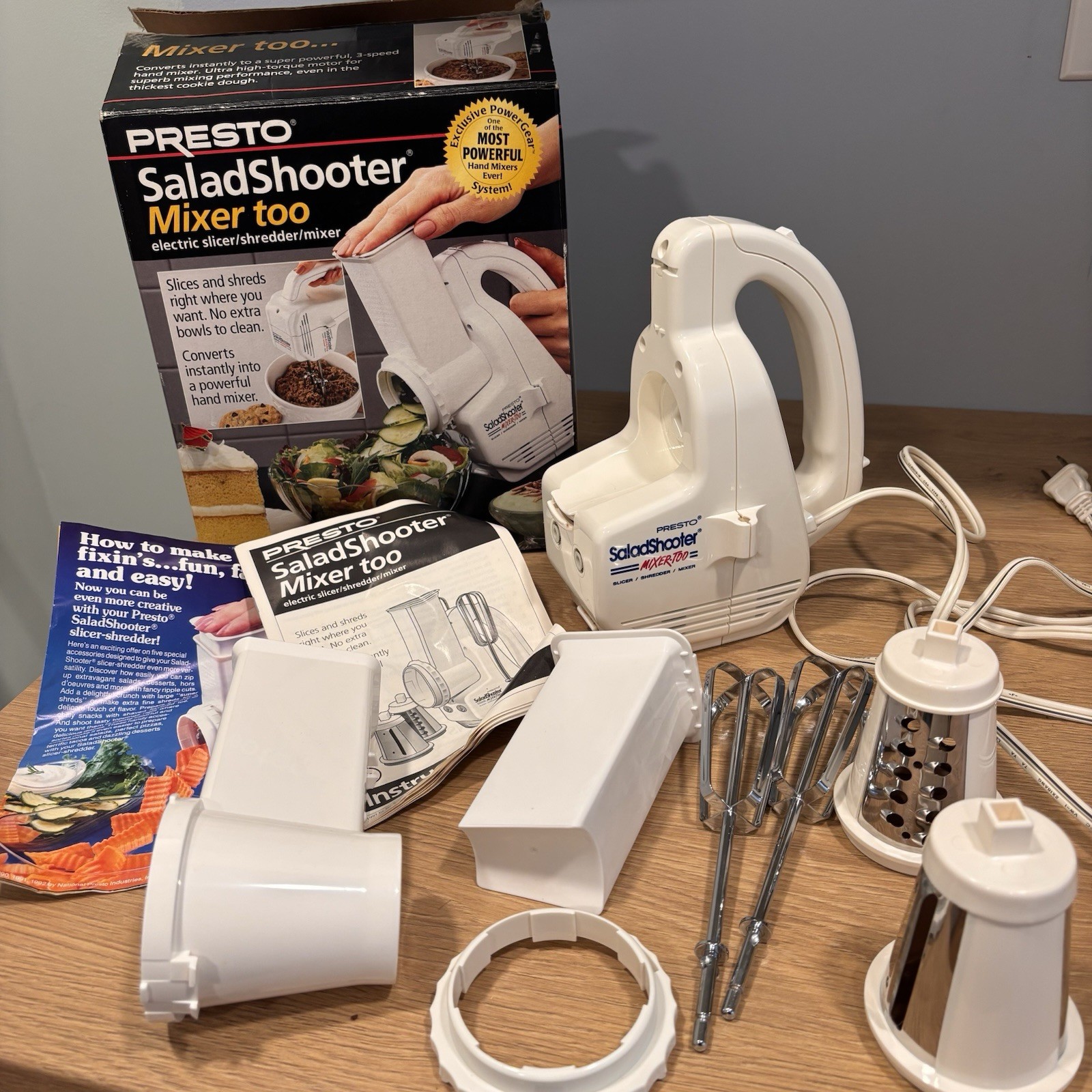 Presto Salad Shooter Mixer Too Electric Slicer Shredder Mixer 02980 Works 1997