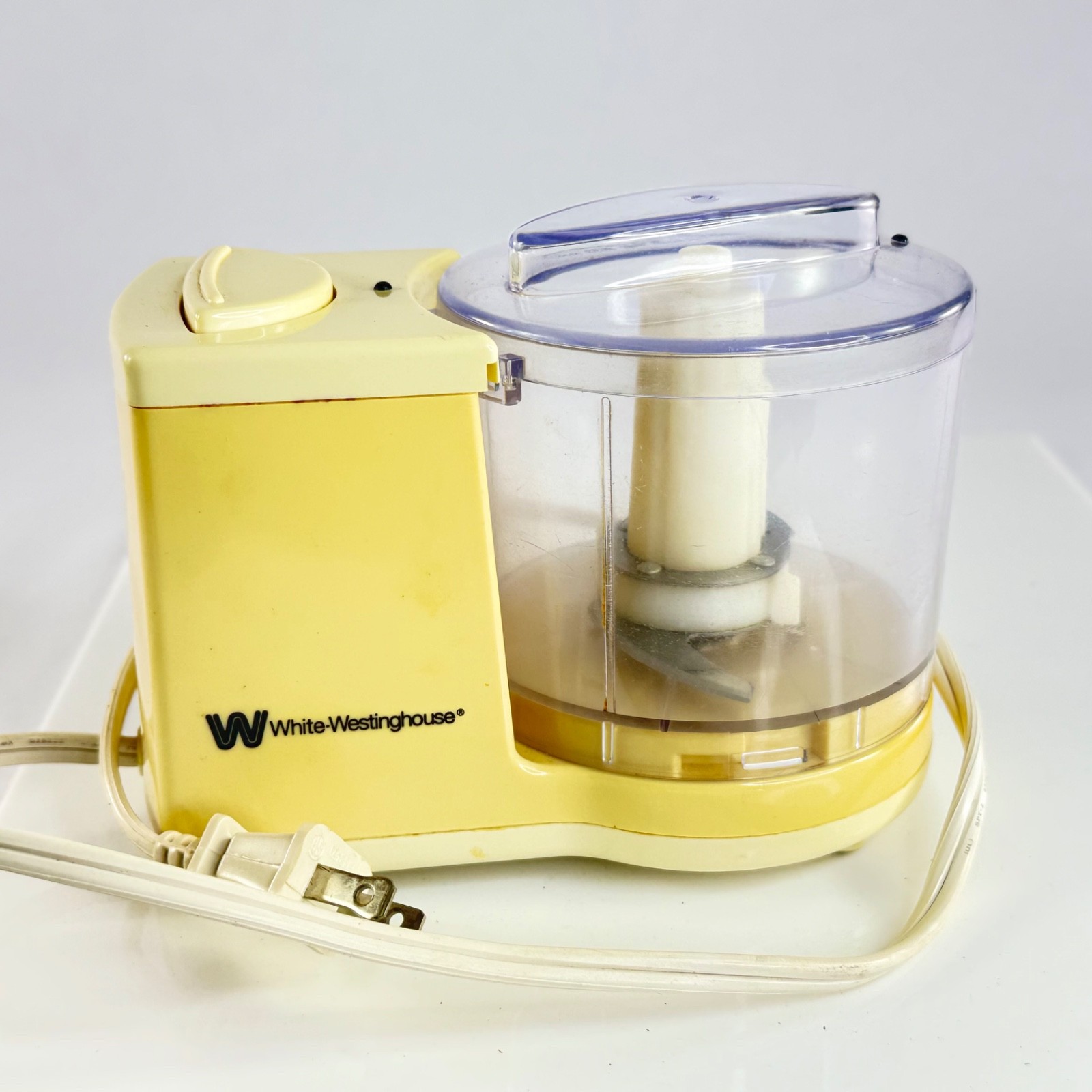 Vintage White-Westinghouse Mini Chopper Food Processor WCH0100 White Tested