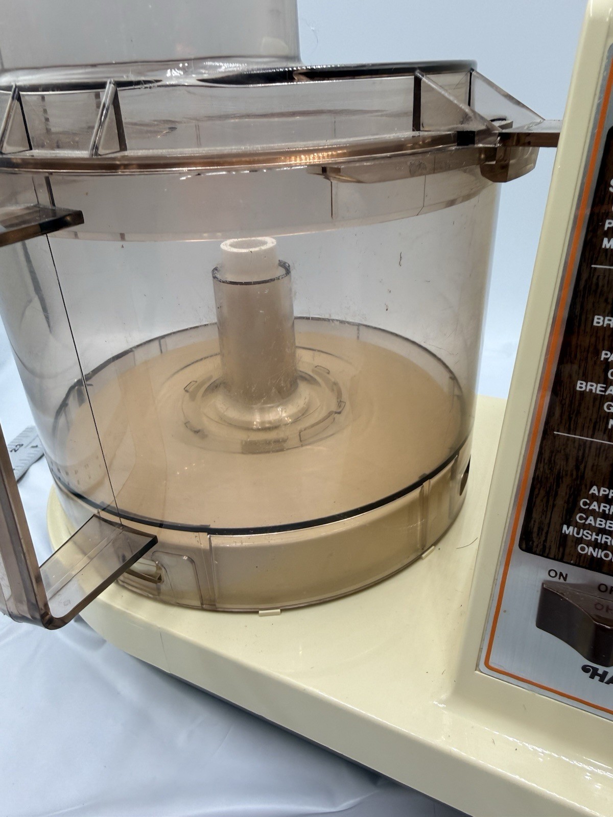 Hamilton Beach Scovill Food Processor 2 Speed Model 702-3 Almond Tested No Blade