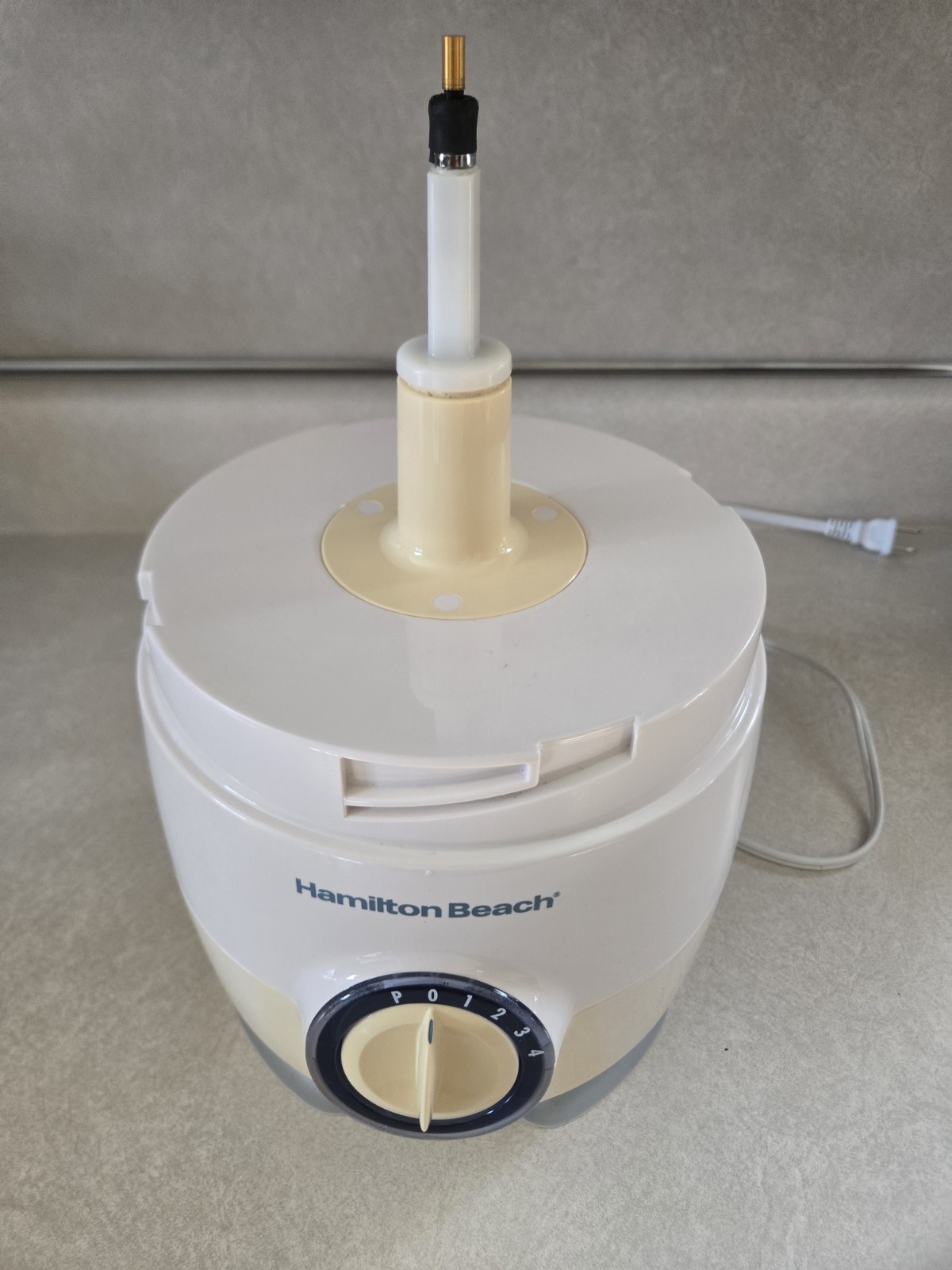 Hamilton Beach Food Processor Model 70590 FP11 Motor Base Only Works Fine